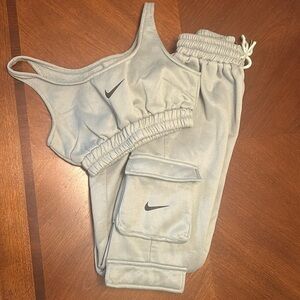 Sweatsuit with bra